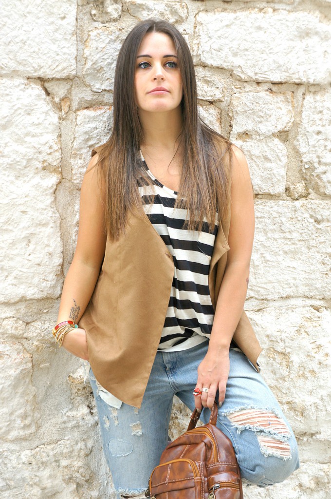 Look con boyfriend jeans Zara