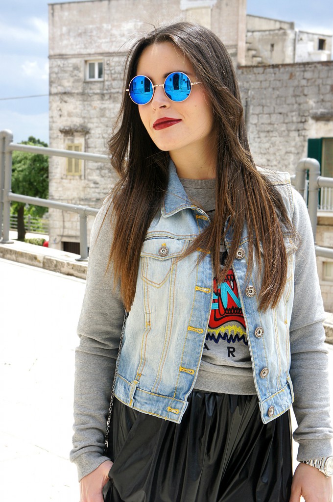 Look con felpa Kenzo