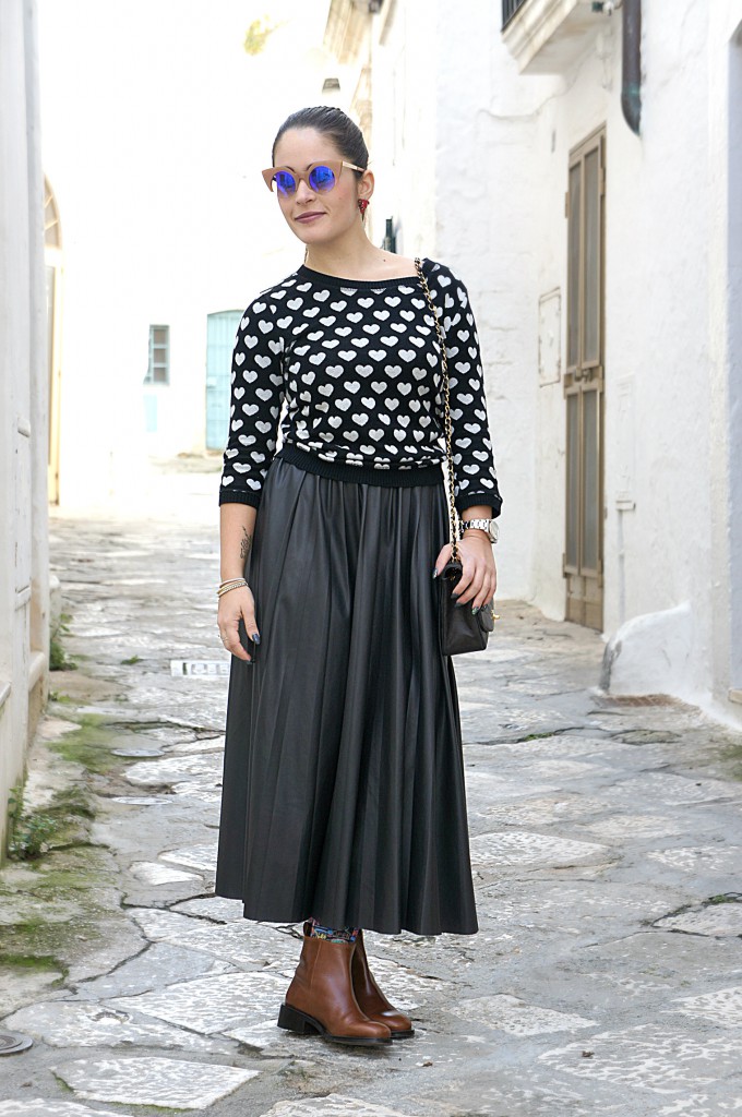 Un total look firmato Zara con accessori colorati - Inside Me