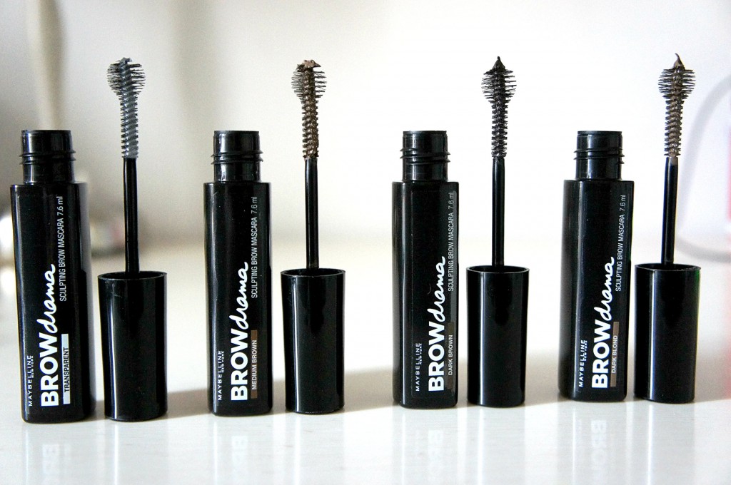 mascara maybelline brow drama