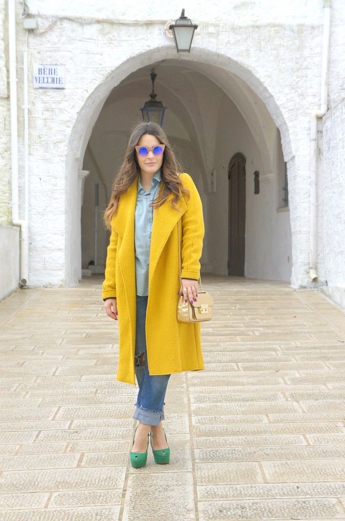 cappotto giallo