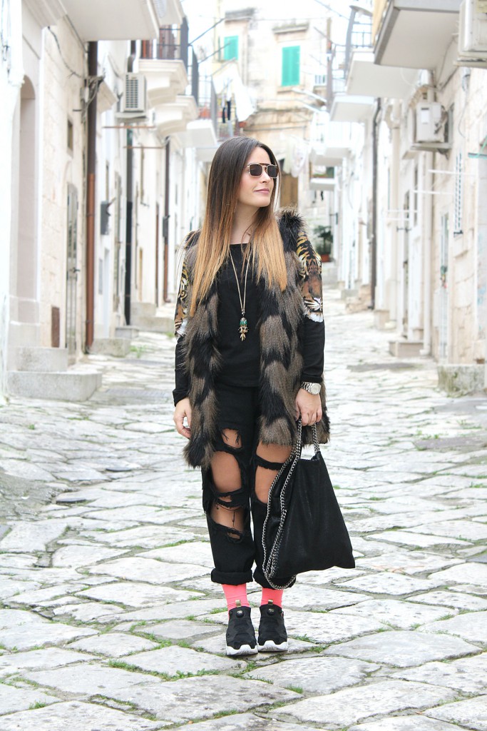 fur vest