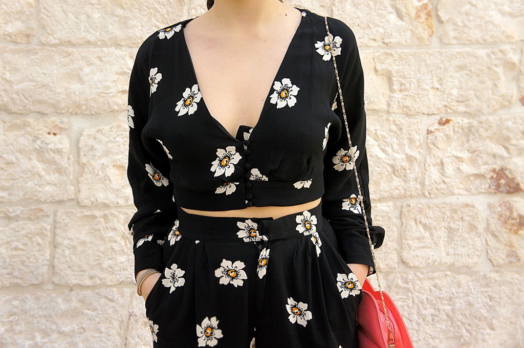 crop top a fiori