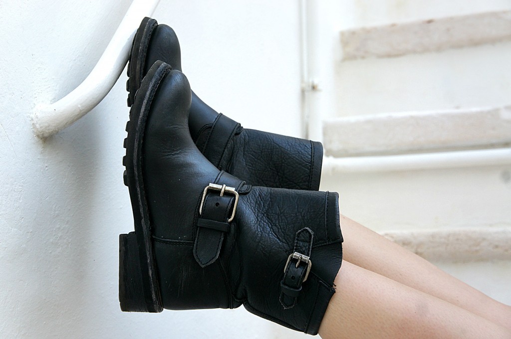 biker boots ash