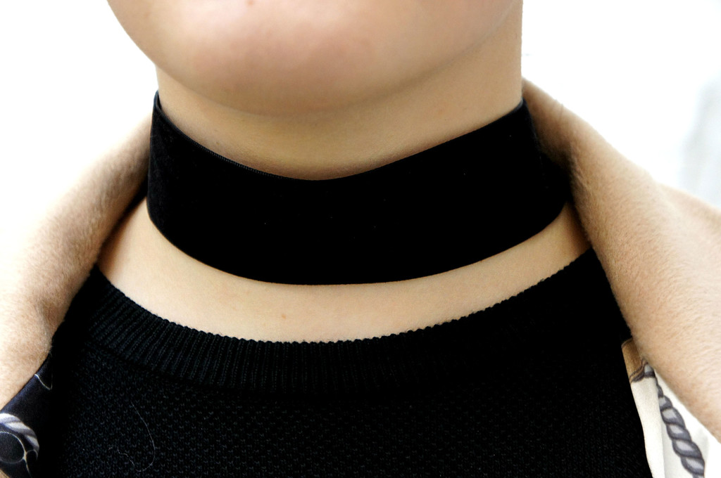 choker nero di velluto