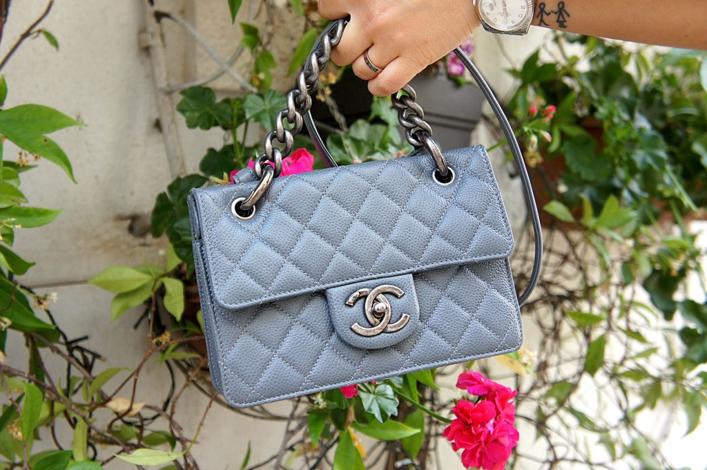 chanel mini square